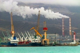 Новый порядок перевалки грузов в морском порту