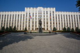 В Краснодарском крае продлили все антиковидные ограничения
