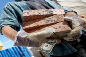 За иностранцев, работающих без разрешения, будут штрафовать