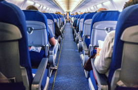 Пассажиров самолетов обяжут летать в масках и перчатках
